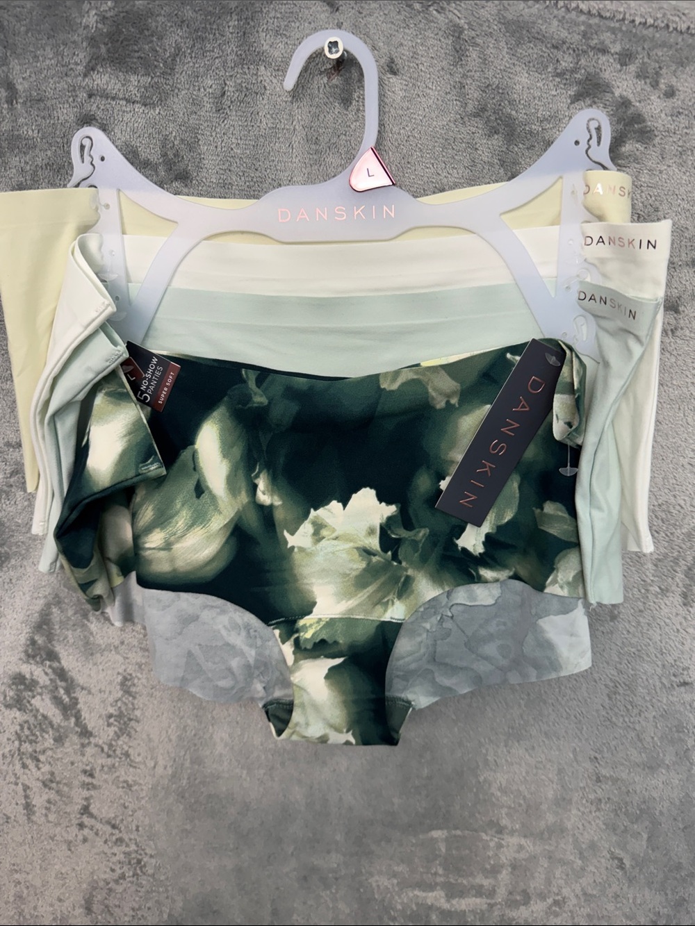 Danskin Women's Green Floral Seamless Hipster Panty 4 Pack sz Lg NEW